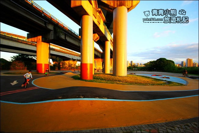 台北景點》2021鴨鴨公園地景藝術展~以雪國為主題,超可愛的鴨鴨雪屋好好拍 @青青小熊*旅遊札記 台北景點》2021鴨鴨公園地景藝術展~以雪國為主題,超可愛的鴨鴨雪屋好好拍 @青青小熊*旅遊札記