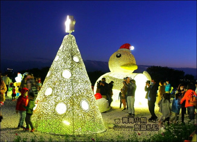 台北景點》2021鴨鴨公園地景藝術展~以雪國為主題,超可愛的鴨鴨雪屋好好拍 @青青小熊*旅遊札記 台北景點》2021鴨鴨公園地景藝術展~以雪國為主題,超可愛的鴨鴨雪屋好好拍 @青青小熊*旅遊札記