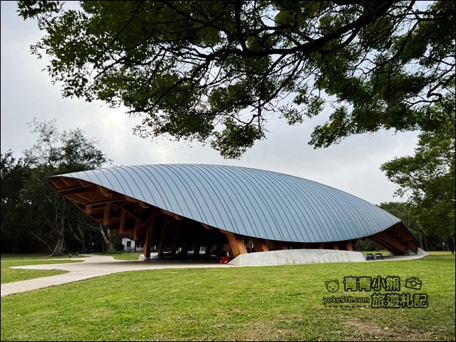 桃園景點》崙坪文化地景園區.五星級野餐場地~大草原散步去 @青青小熊*旅遊札記 桃園景點》崙坪文化地景園區.五星級野餐場地~大草原散步去 @青青小熊*旅遊札記