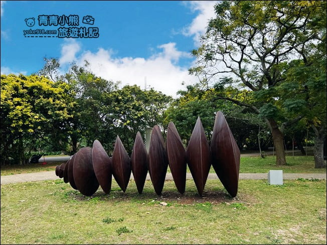 桃園景點》崙坪文化地景園區．五星級野餐場地~大草原散步去 @青青小熊＊旅遊札記