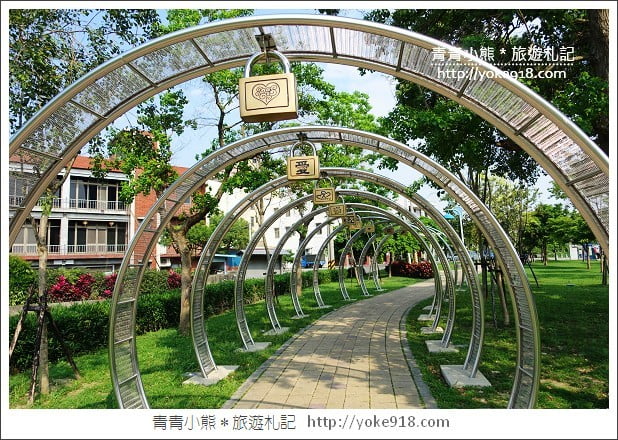 桃園親子景點》桃園三民公園戀愛廣場．散步騎鐵馬去 @青青小熊＊旅遊札記