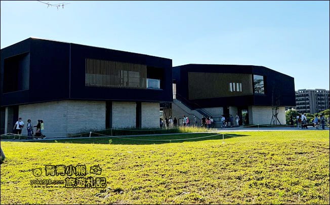 桃園新景點》橫山書法藝術館.青埔必玩新亮點,有如藝術品般的東方建築之美 @青青小熊*旅遊札記 桃園新景點》橫山書法藝術館.青埔必玩新亮點,有如藝術品般的東方建築之美 @青青小熊*旅遊札記