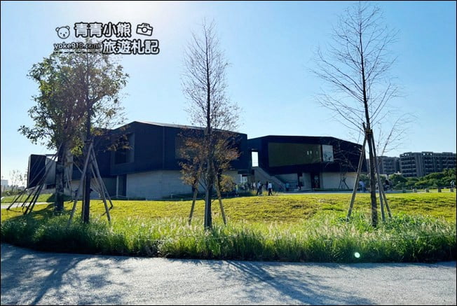 桃園新景點》橫山書法藝術館.青埔必玩新亮點,有如藝術品般的東方建築之美 @青青小熊*旅遊札記 桃園新景點》橫山書法藝術館.青埔必玩新亮點,有如藝術品般的東方建築之美 @青青小熊*旅遊札記