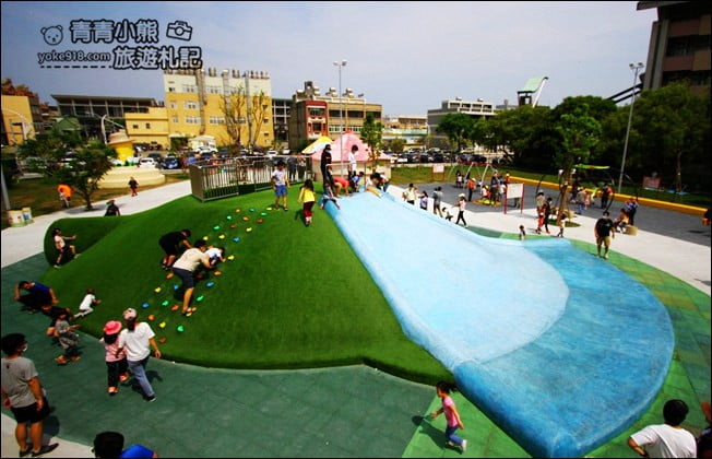 苗栗景點》灣麗親子公園．苑裡全新開幕的親子公園~放電好所在 @青青小熊＊旅遊札記