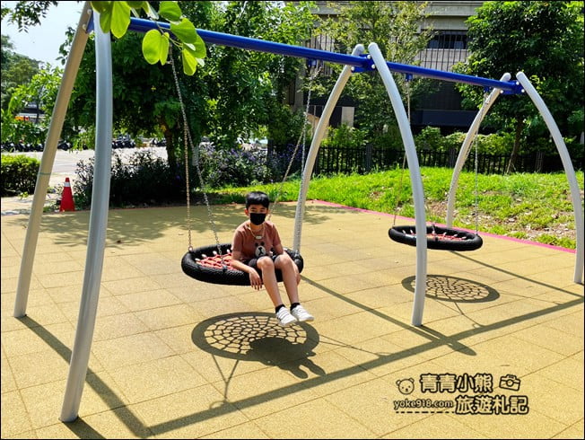 苗栗景點》頭份薩克斯風音樂公園~三層樓旋轉溜滑梯太好玩 @青青小熊＊旅遊札記
