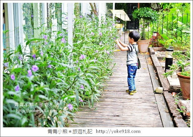 花蓮住宿》花蓮夏慕尼咖啡民宿．隱藏市區的咖啡廳/MV拍攝場景 @青青小熊＊旅遊札記