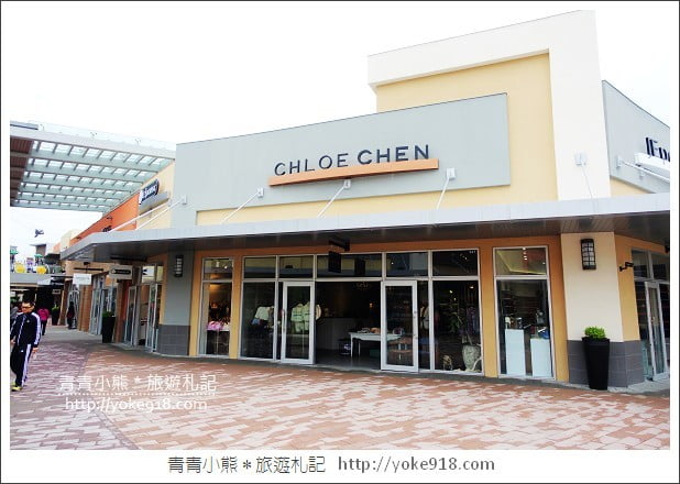 桃園華泰聖誕村》桃園outlet．華泰購物中心飄雪了~一起賞聖誕樹去 @青青小熊＊旅遊札記