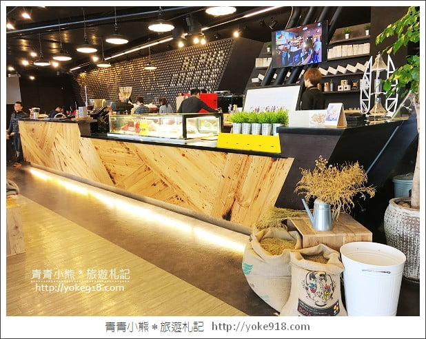 桃園下午茶》平鎮咖啡廳推薦.隱身在工業區裡的Alpha coffe @青青小熊*旅遊札記 桃園下午茶》平鎮咖啡廳推薦.隱身在工業區裡的Alpha coffe @青青小熊*旅遊札記