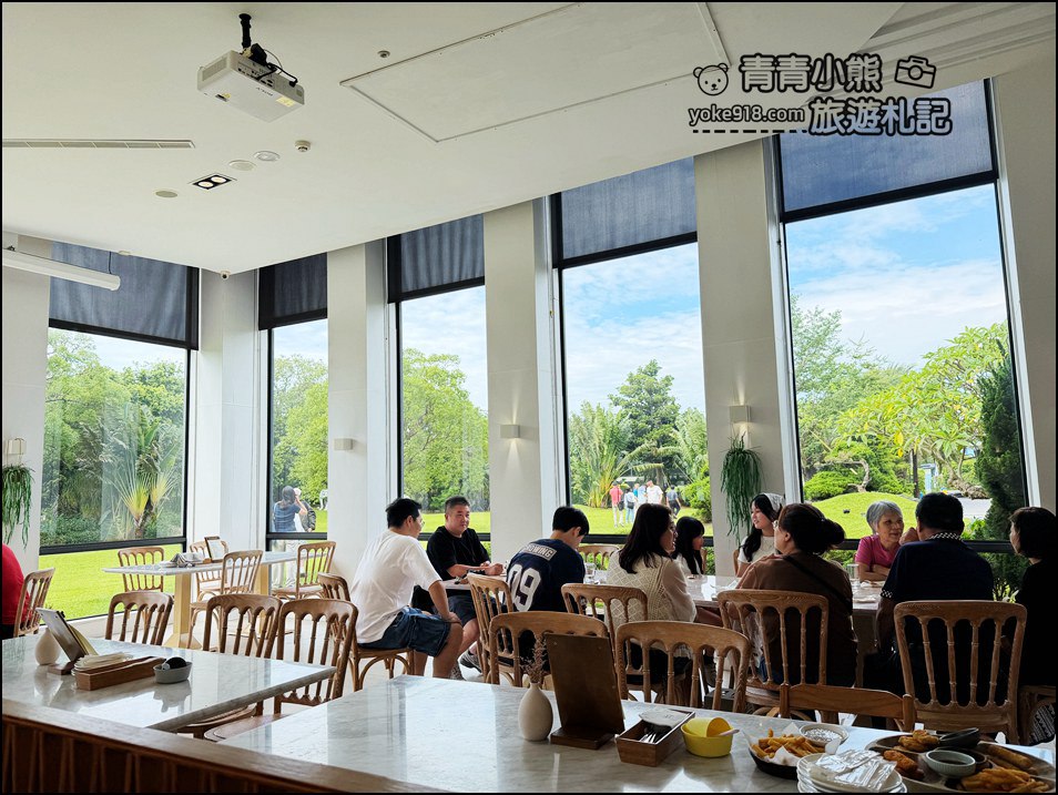 桃園景點》晶麒莊園會館HoneyWood Cafe．喝咖啡拍照去 @青青小熊＊旅遊札記