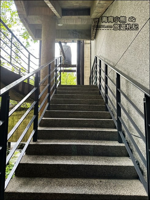 台中景點》大里菩薩寺.一間與眾不同的寺廟~處處可見的建築設計之美 @青青小熊*旅遊札記 台中景點》大里菩薩寺.一間與眾不同的寺廟~處處可見的建築設計之美 @青青小熊*旅遊札記