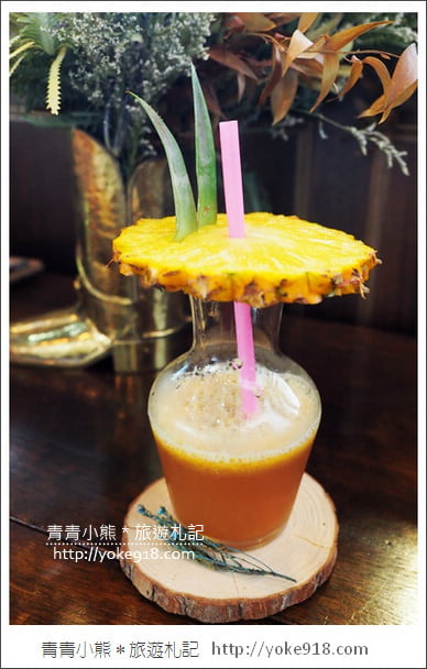台中冰店推薦》作客青果冰室．喝飲料.吃冰品也要很浮誇~英倫風冰店 @青青小熊＊旅遊札記