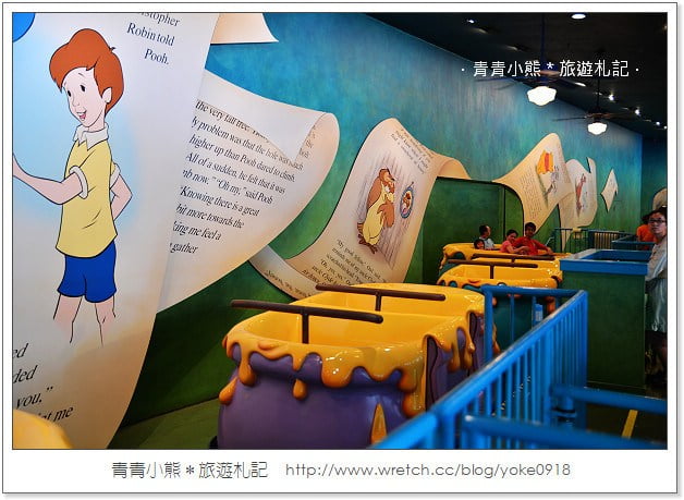香港迪士尼新設施》與鋼鐵人相見歡．鐵甲奇俠飛行之旅~必玩新亮點 @青青小熊＊旅遊札記