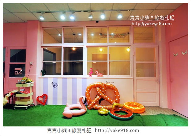 台南甜點店》町之戶在三樓.超萌造型蛋糕~台南超夯打卡點 @青青小熊*旅遊札記 台南甜點店》町之戶在三樓.超萌造型蛋糕~台南超夯打卡點 @青青小熊*旅遊札記