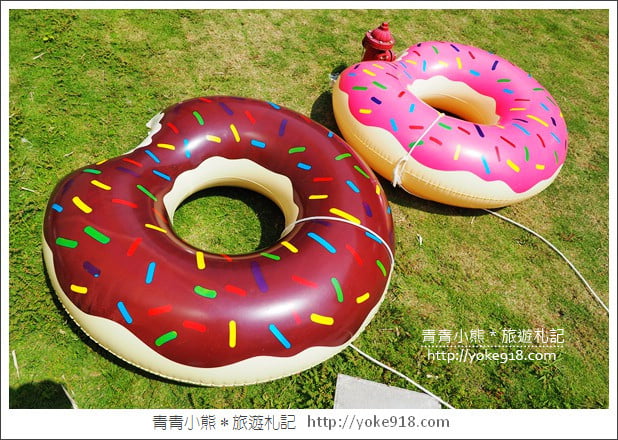 新竹景點》竹北CY coffee.貨櫃屋景觀咖啡廳~花牆甜甜圈好好拍 @青青小熊*旅遊札記 新竹景點》竹北CY coffee.貨櫃屋景觀咖啡廳~花牆甜甜圈好好拍 @青青小熊*旅遊札記