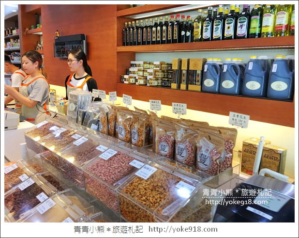 桃園中壢美食》張豐盛商行．必吃冰淇淋~香濃芝麻 花生醬好美味 @青青小熊＊旅遊札記