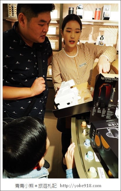 台北 Sogo 忠孝店》NESPRESSO最新開幕的全新概念店~來逛街品咖啡 @青青小熊＊旅遊札記