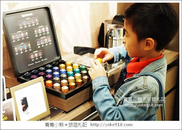 台北 Sogo 忠孝店》NESPRESSO最新開幕的全新概念店~來逛街品咖啡 @青青小熊*旅遊札記 台北 Sogo 忠孝店》NESPRESSO最新開幕的全新概念店~來逛街品咖啡 @青青小熊*旅遊札記