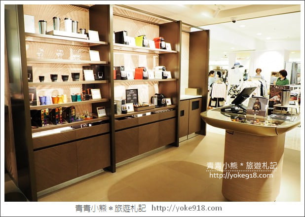 台北 Sogo 忠孝店》NESPRESSO最新開幕的全新概念店~來逛街品咖啡 @青青小熊＊旅遊札記