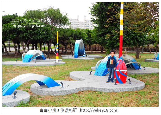 台中景點》梧棲頂魚寮公園．3D海洋彩繪&大鯨魚出沒 @青青小熊＊旅遊札記