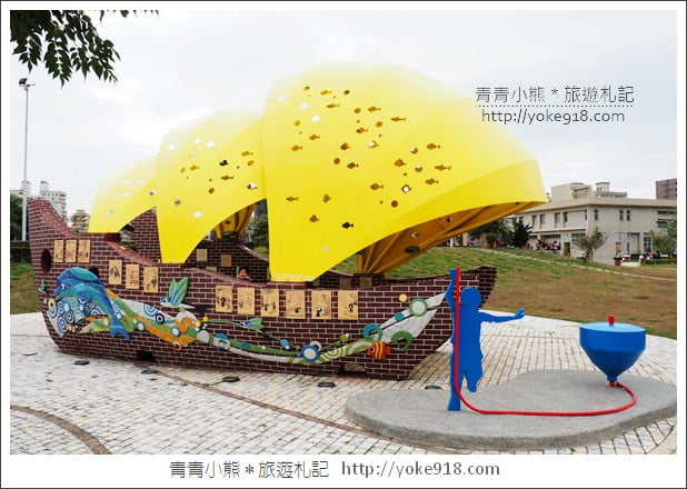 台中景點》梧棲頂魚寮公園．3D海洋彩繪&大鯨魚出沒 @青青小熊＊旅遊札記