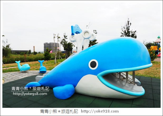 台中景點》梧棲頂魚寮公園．3D海洋彩繪&大鯨魚出沒 @青青小熊＊旅遊札記