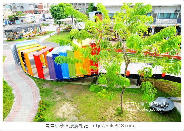 屏東景點》青創聚落．彩虹貨櫃屋市集~彩虹步道拍照去 @青青小熊＊旅遊札記