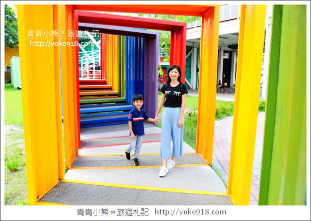 屏東景點》青創聚落．彩虹貨櫃屋市集~彩虹步道拍照去 @青青小熊＊旅遊札記