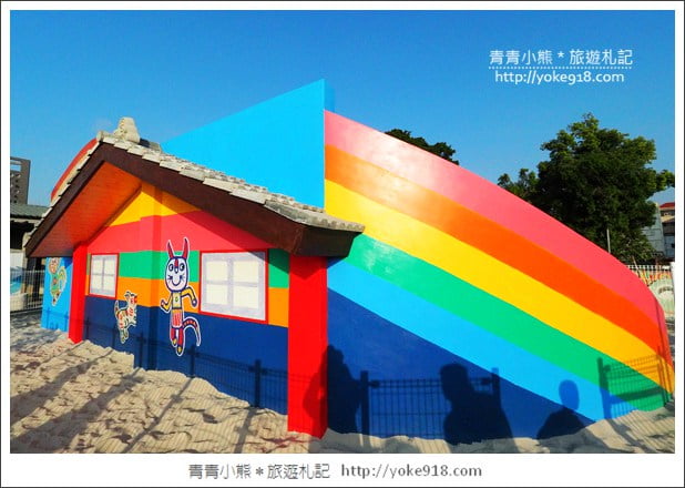 台中必去景點》彩虹眷村．南屯干城六村~繽紛的彩紅巷好吸睛 @青青小熊＊旅遊札記