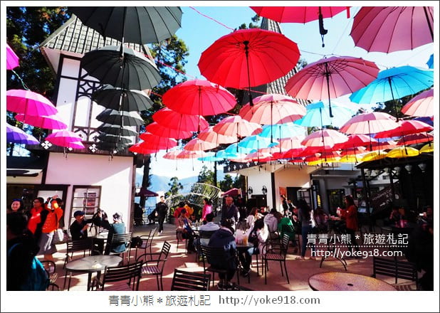 南投新景點》清境新商圈．繽紛的異國風傘巷~喝下午茶就來這 @青青小熊＊旅遊札記