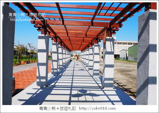 彰化景點》秀水馬興藥草植物園．夢幻旋轉木馬~IG打卡新亮點 @青青小熊＊旅遊札記