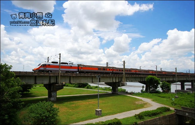 高雄景點》舊鐵橋天空步道、三和瓦窯~散步踏青好去處 @青青小熊＊旅遊札記