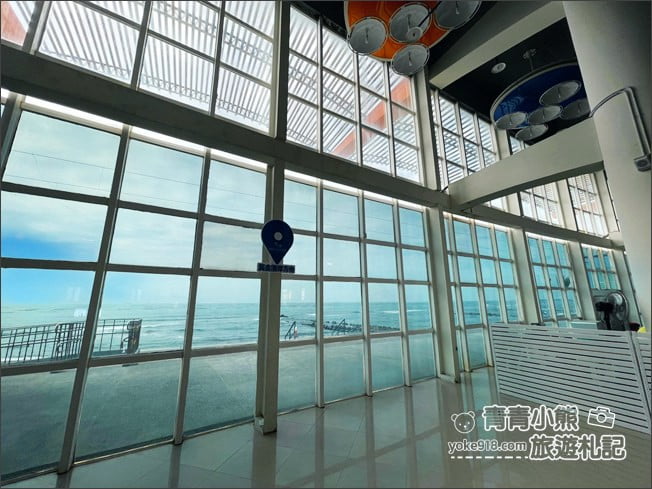 台南景點》黃金海岸方舟.在室內就可以看海,方舟造型建築還有大面落地窗 @青青小熊*旅遊札記 台南景點》黃金海岸方舟.在室內就可以看海,方舟造型建築還有大面落地窗 @青青小熊*旅遊札記