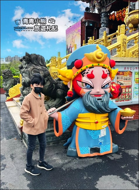 新北景點》三峽廣行宮燈節，這裡也有巨大天燈~還有粉嫩燈籠隧道 @青青小熊＊旅遊札記