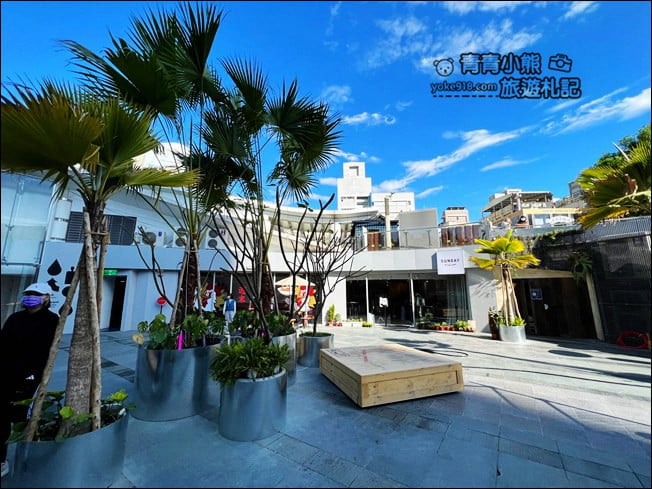 台中景點》PARK2草悟廣場．城市中的小森林，美食、市集~假日休閒新去處 @青青小熊＊旅遊札記
