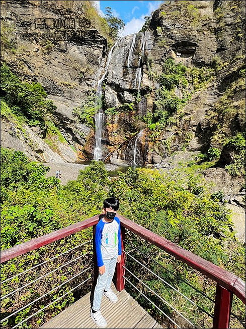 屏東景點》卡悠峯園區．感受壯觀瀑布美景，15分鐘輕鬆抵達 @青青小熊＊旅遊札記