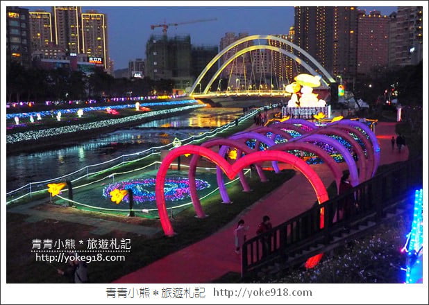 桃園燈節》史努比花燈在桃園.桃園燈會史努比超萌登場 @青青小熊*旅遊札記 桃園燈節》史努比花燈在桃園.桃園燈會史努比超萌登場 @青青小熊*旅遊札記