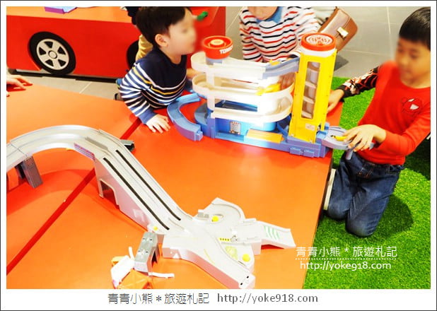 台中新景點》歐雅英雄主題館.漫威英雄大集合&二層樓溜滑梯好吸睛 @青青小熊*旅遊札記 台中新景點》歐雅英雄主題館.漫威英雄大集合&二層樓溜滑梯好吸睛 @青青小熊*旅遊札記