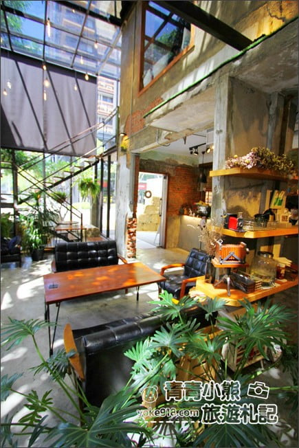台中新景點》堅果小巷咖啡廳.早午餐店藏有稻草捲,台中拍照打卡新熱點 @青青小熊*旅遊札記 台中新景點》堅果小巷咖啡廳.早午餐店藏有稻草捲,台中拍照打卡新熱點 @青青小熊*旅遊札記