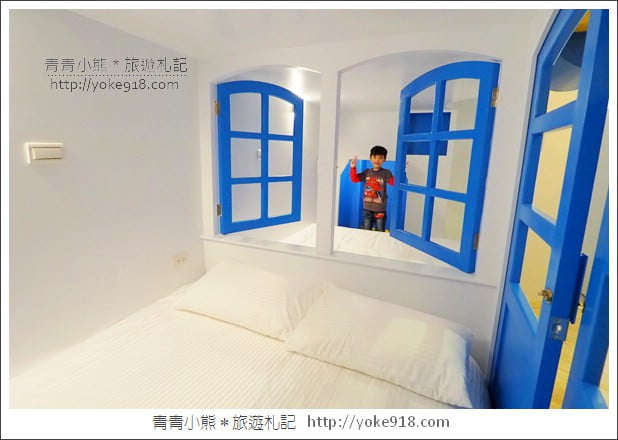 台南親子民宿》台南Fun假旅店．超浮誇溜滑梯親子民宿~把扭蛋機都搬進來 @青青小熊＊旅遊札記