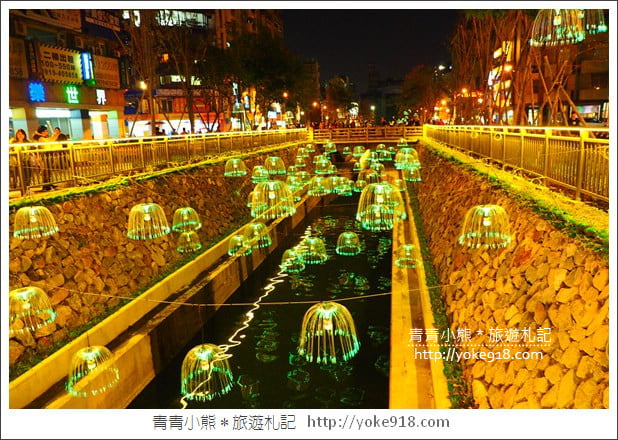 台中新景點》綠川水岸.愈夜愈美麗的新盛綠川水岸廊道~約會去 @青青小熊*旅遊札記 台中新景點》綠川水岸.愈夜愈美麗的新盛綠川水岸廊道~約會去 @青青小熊*旅遊札記