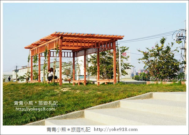 台中南屯景點》筏子溪河濱公園步道.TAICHUNG超大地標拍照去 @青青小熊*旅遊札記 台中南屯景點》筏子溪河濱公園步道.TAICHUNG超大地標拍照去 @青青小熊*旅遊札記
