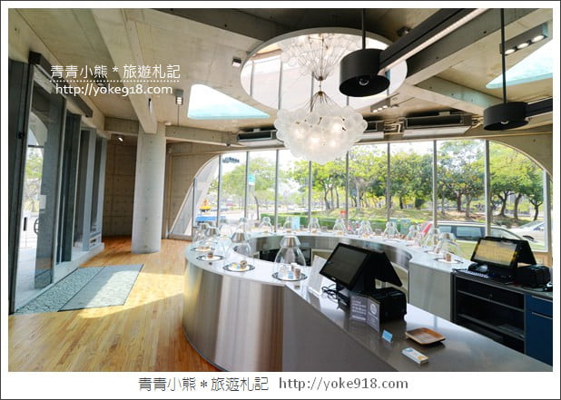 台南深藍咖啡館》千層蛋糕界的LV.台南安平必吃甜點千層在這 @青青小熊*旅遊札記 台南深藍咖啡館》千層蛋糕界的LV.台南安平必吃甜點千層在這 @青青小熊*旅遊札記