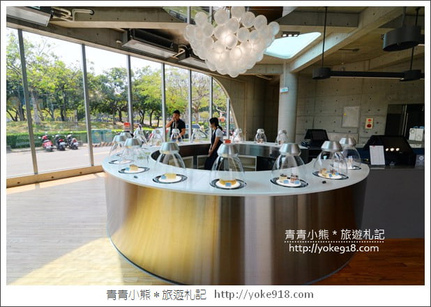 台南深藍咖啡館》千層蛋糕界的LV.台南安平必吃甜點千層在這 @青青小熊*旅遊札記 台南深藍咖啡館》千層蛋糕界的LV.台南安平必吃甜點千層在這 @青青小熊*旅遊札記