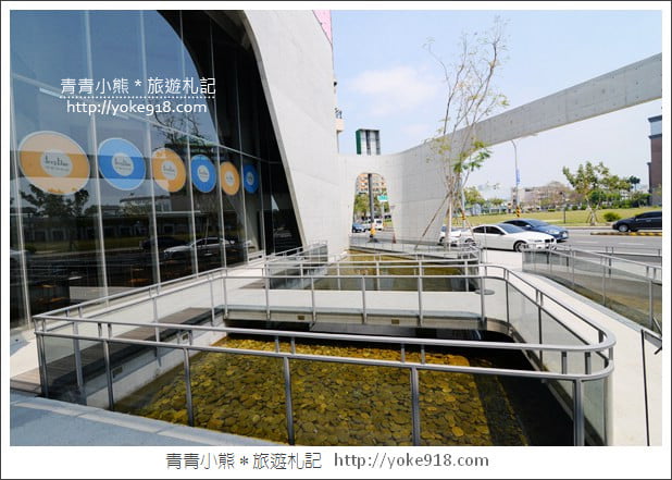 台南深藍咖啡館》千層蛋糕界的LV.台南安平必吃甜點千層在這 @青青小熊*旅遊札記 台南深藍咖啡館》千層蛋糕界的LV.台南安平必吃甜點千層在這 @青青小熊*旅遊札記