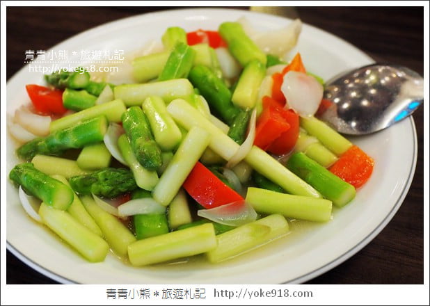 桃園龍潭美食》松葉園餐廳．聚餐.合菜.節日聚會餐廳推薦~菜色多樣好吃 @青青小熊＊旅遊札記