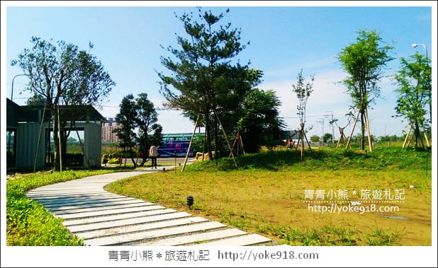 台中新景點》鉅虹建設自然共生建築基地.最新IG打卡點~一起散步去 @青青小熊*旅遊札記 台中新景點》鉅虹建設自然共生建築基地.最新IG打卡點~一起散步去 @青青小熊*旅遊札記