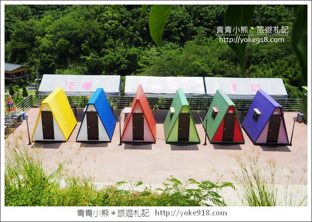 苗栗景點》公館Doo coffee景觀咖啡廳．小法鬥.彩虹三角屋好可愛 @青青小熊＊旅遊札記