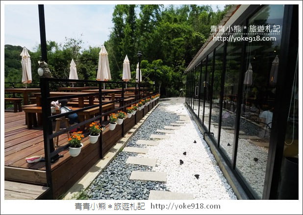 苗栗景點》公館Doo coffee景觀咖啡廳.小法鬥.彩虹三角屋好可愛 @青青小熊*旅遊札記 苗栗景點》公館Doo coffee景觀咖啡廳.小法鬥.彩虹三角屋好可愛 @青青小熊*旅遊札記