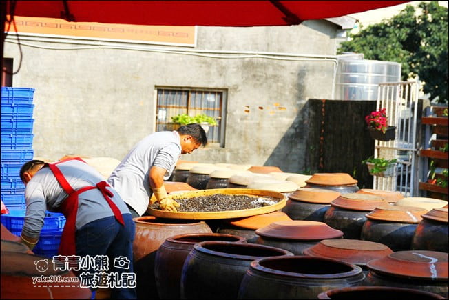 雲林景點》丸莊醬油觀光工廠.雲林觀光工廠~還可以玩壺底蔭油DIY @青青小熊*旅遊札記 雲林景點》丸莊醬油觀光工廠.雲林觀光工廠~還可以玩壺底蔭油DIY @青青小熊*旅遊札記