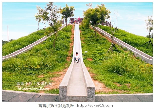 台中大雅景點》中科公園溜滑梯．超長的磨石子溜滑梯~親子同遊去 @青青小熊＊旅遊札記